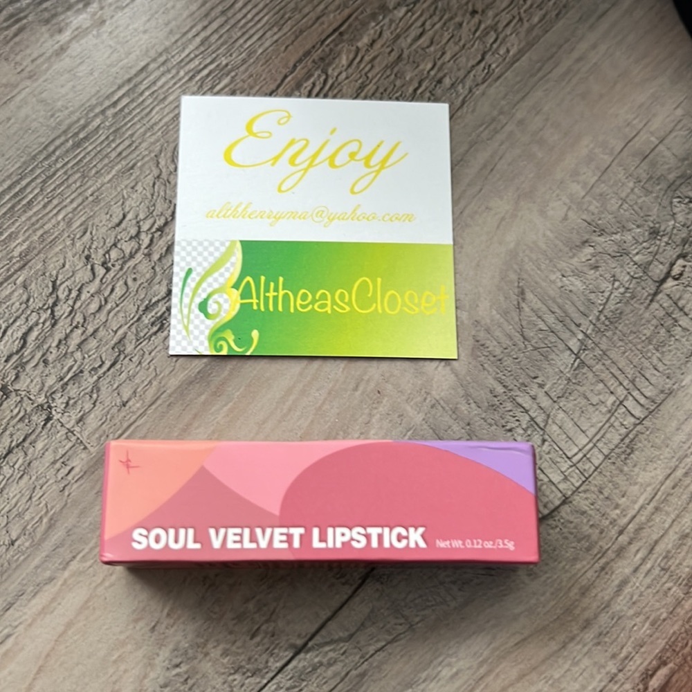 Touch IN SOL lipstick